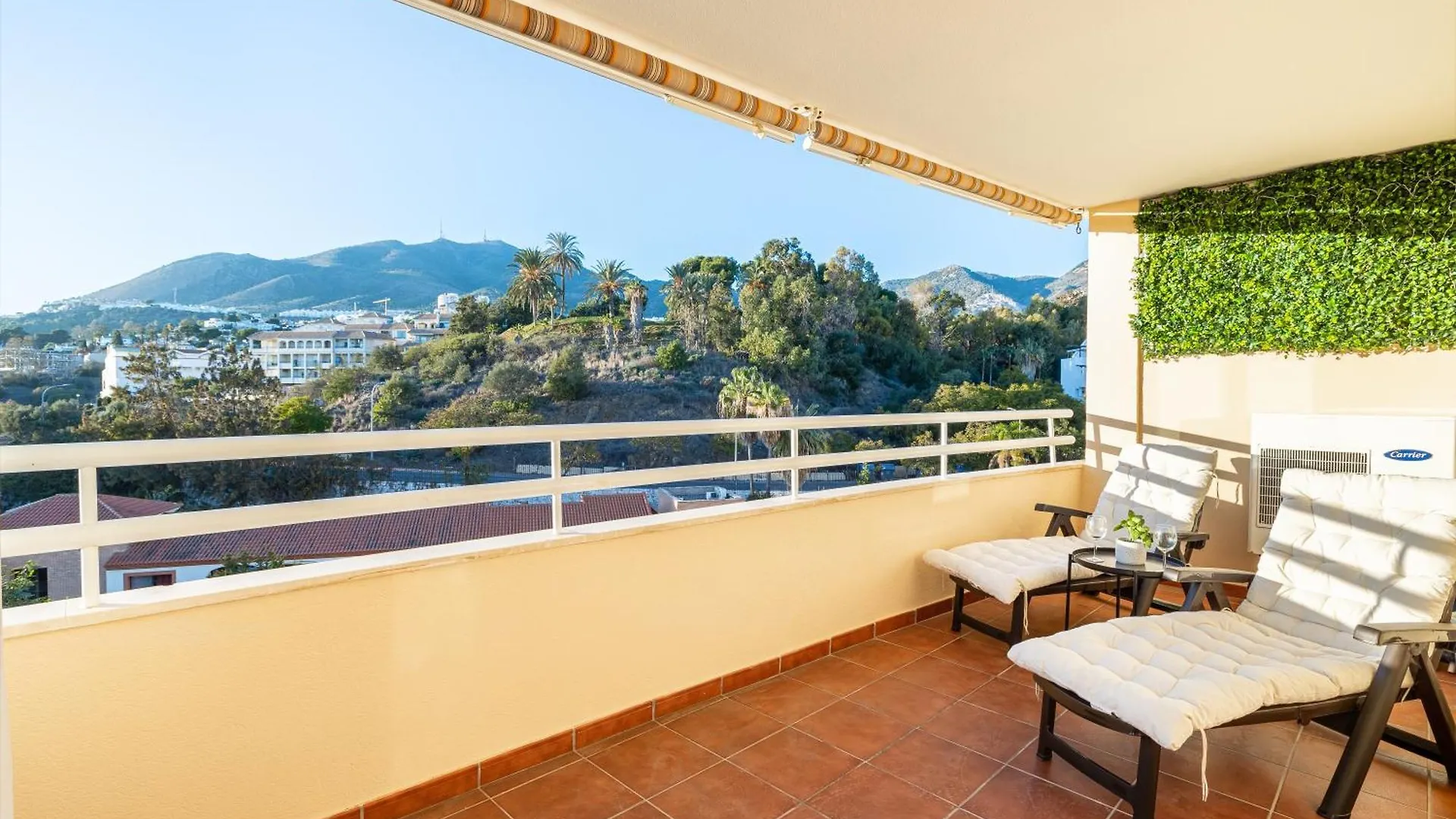 Holidays2Nueva Torrequebrada 2 Bedrooms And 2 Bathrooms, Terrace, Community Pool And Garage Benalmadena Spain