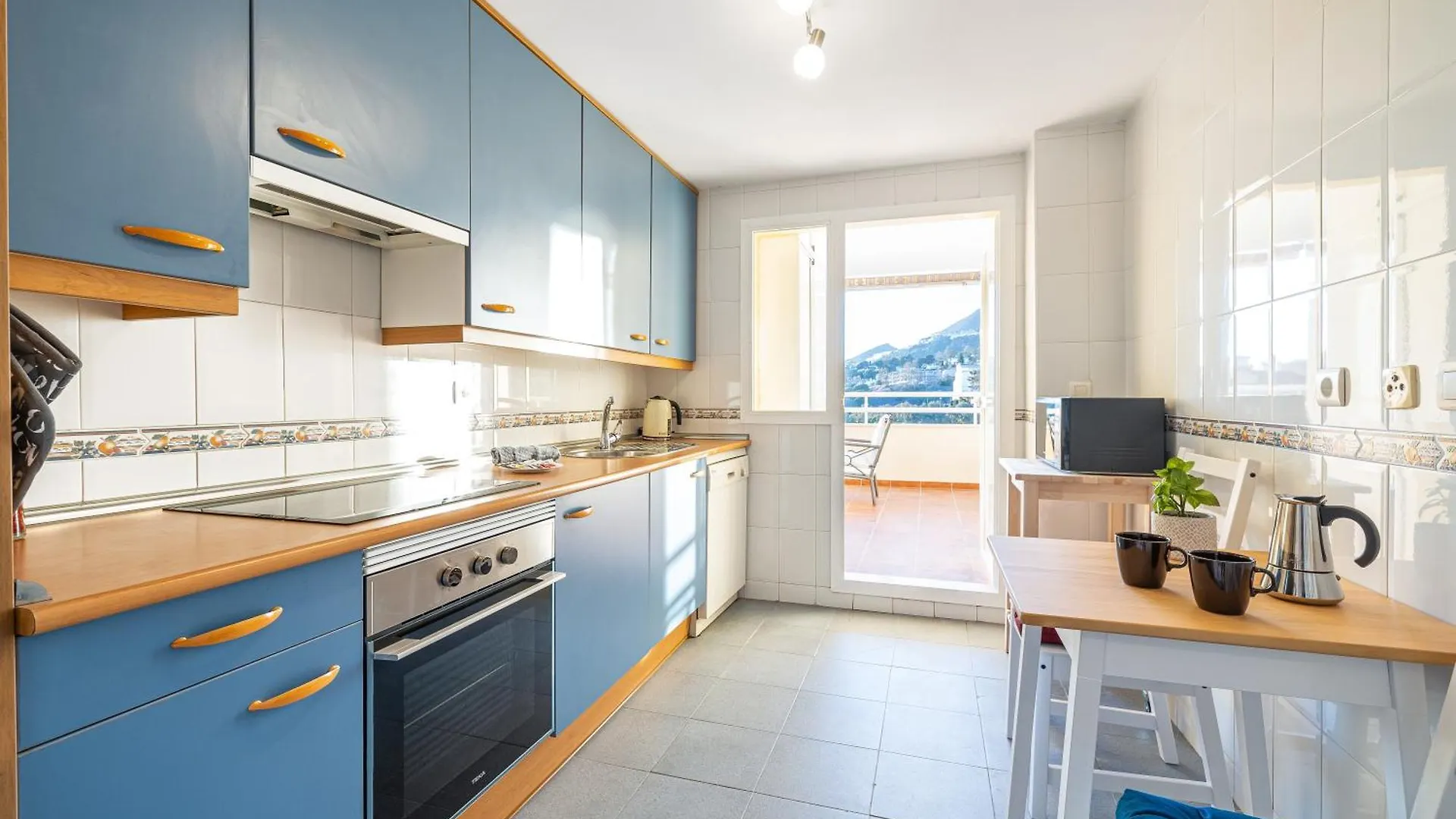 Holidays2Nueva Torrequebrada 2 Bedrooms And 2 Bathrooms, Terrace, Community Pool And Garage Benalmadena Apartment
