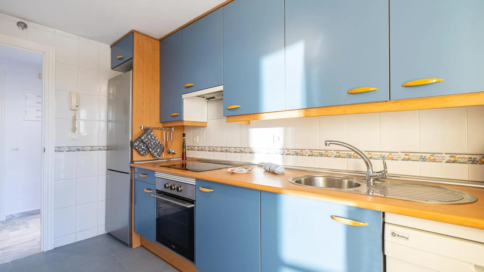 Holidays2Nueva Torrequebrada 2 Bedrooms And 2 Bathrooms, Terrace, Community Pool And Garage Benalmadena Spain