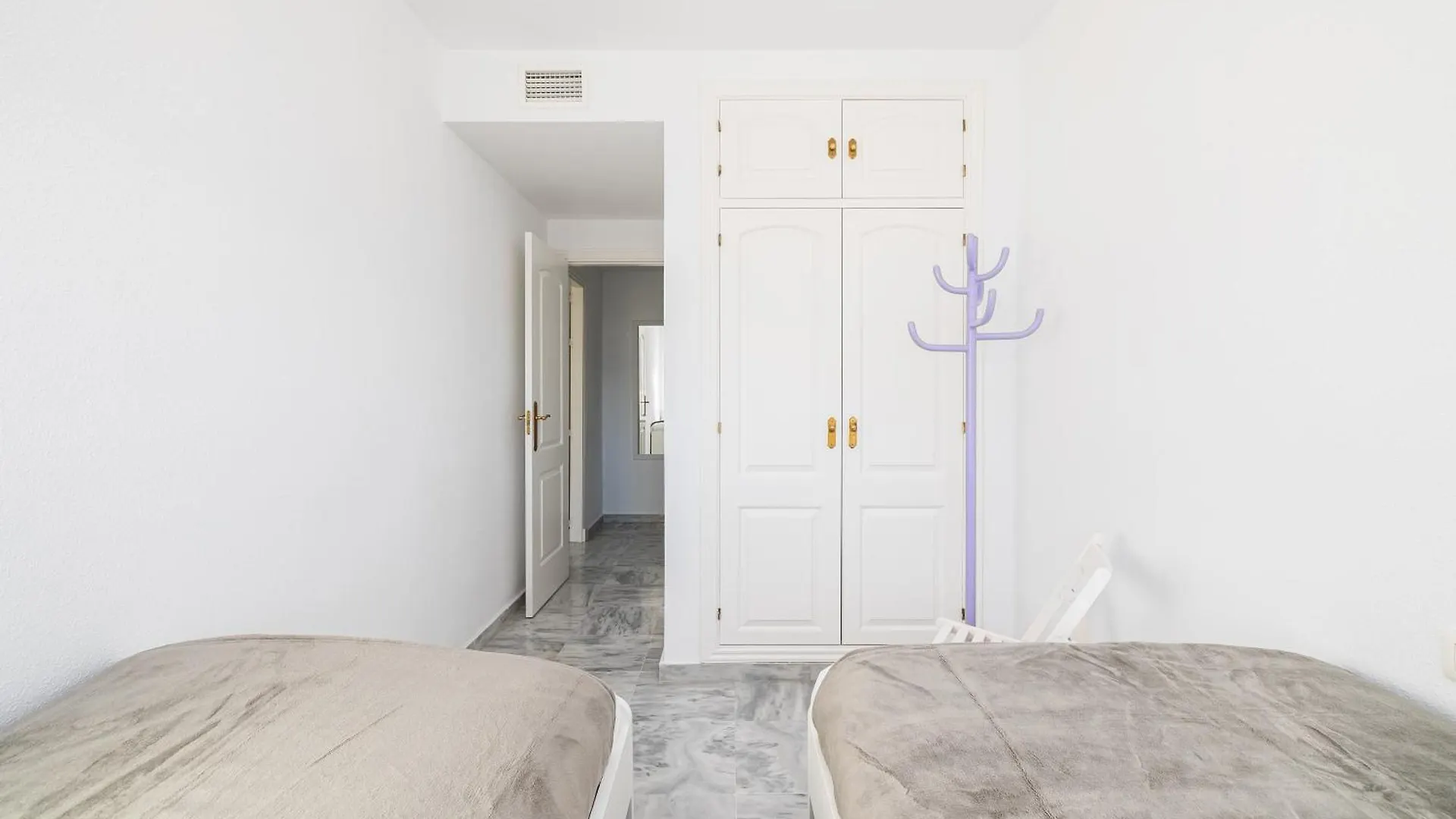 Apartment Holidays2Nueva Torrequebrada 2 Bedrooms And 2 Bathrooms, Terrace, Community Pool And Garage Benalmadena